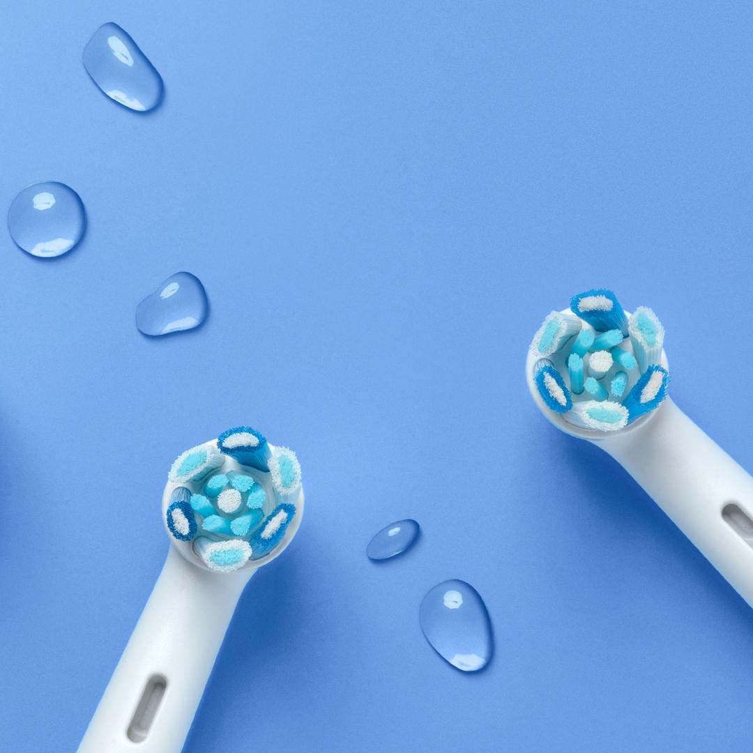 ORAL-B IOM7.1A1.1BD WHITE ALABASTER elektrinis dantų šepetėlis