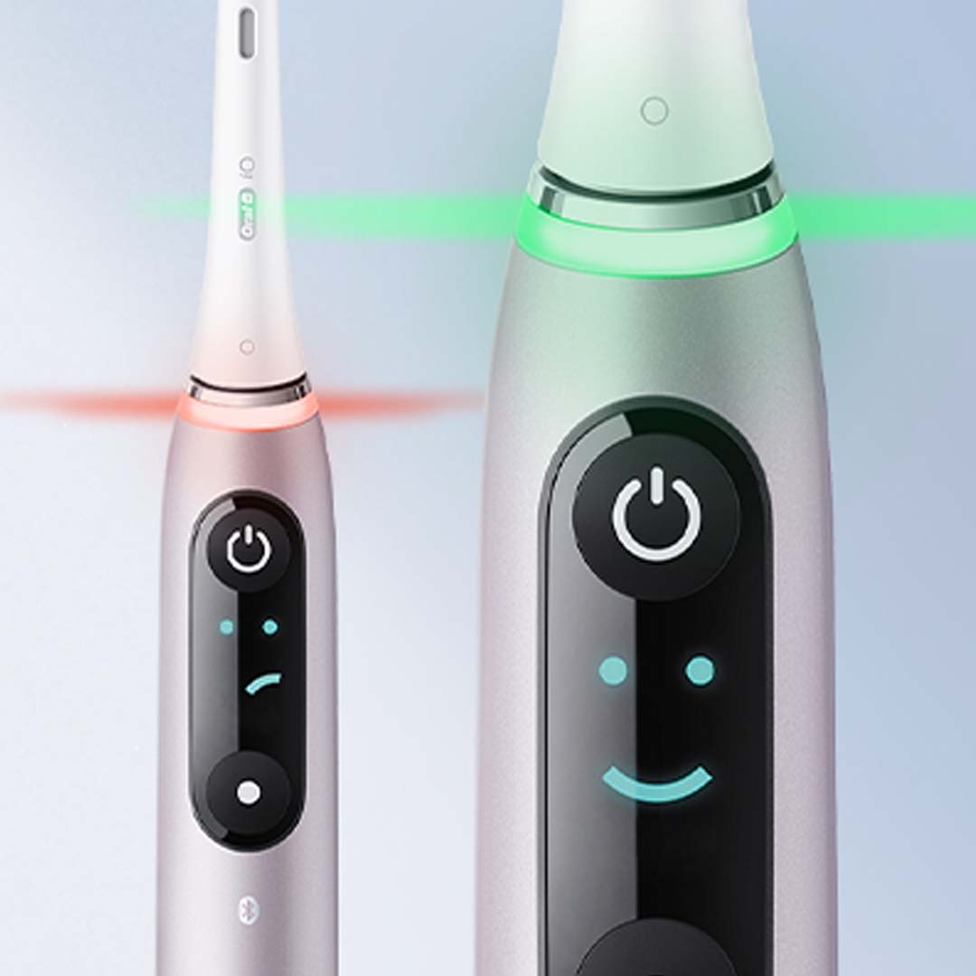 ORAL-B IOM7.1A1.1BD WHITE ALABASTER elektrinis dantų šepetėlis
